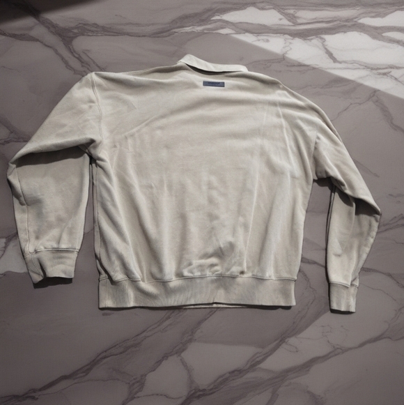 Essentials Fall Limited Addition Heather Grey Polo Sweatshirt Size Medium - Picture 2 of 7